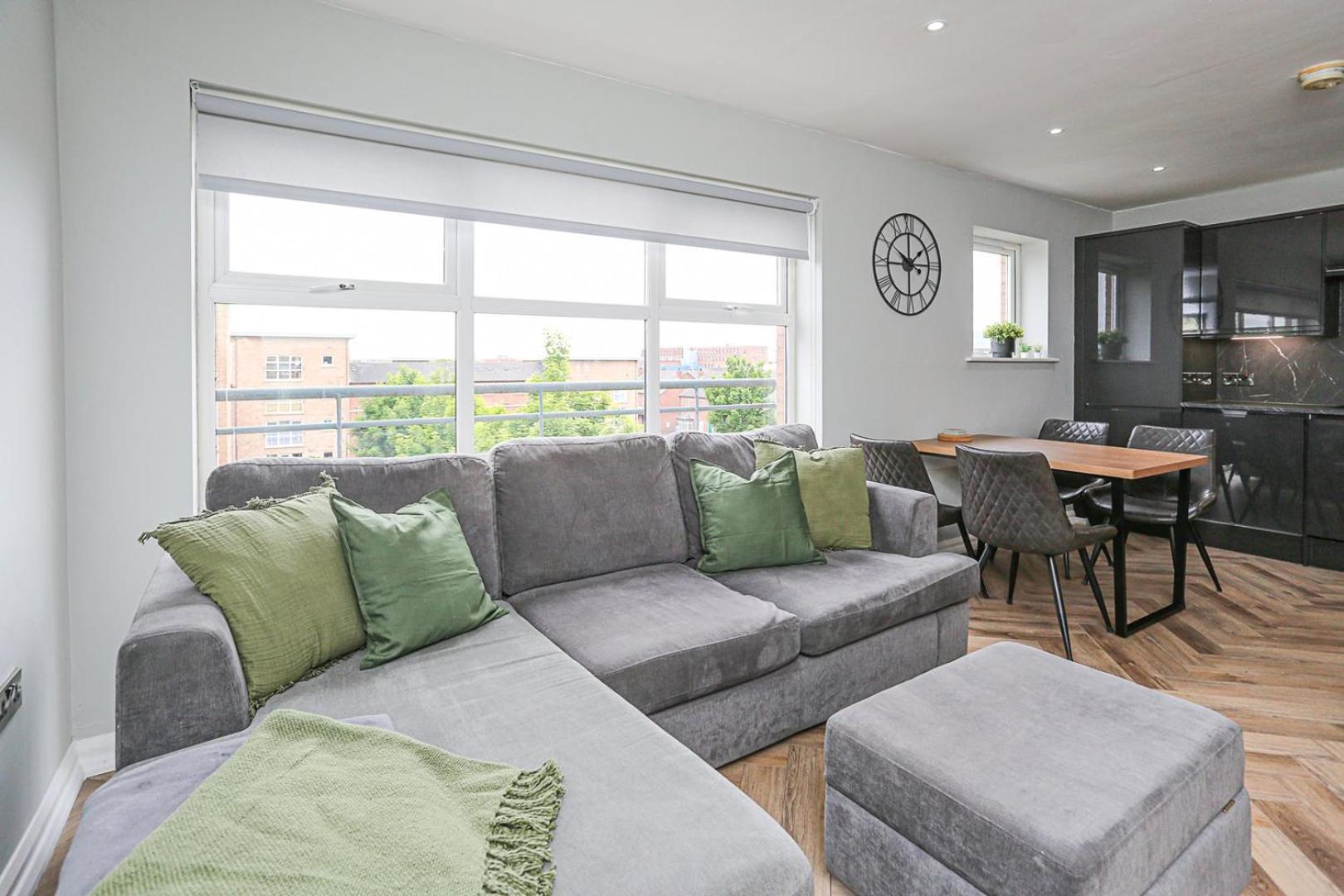Charming Retreat In Belfast Apartment Exterior photo